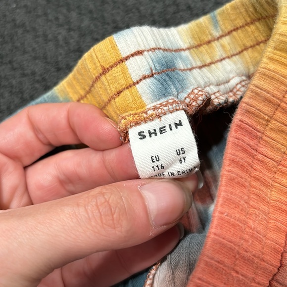 🐸 10/$10 KIDS SALE - shorts - Picture 2 of 2